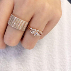 Seven Stone Curve Band