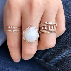 Petite Baguette Center Halfway Diamond Band