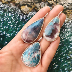 One of a Kind Paraiba Tourmaline Pendant in Rose Gold