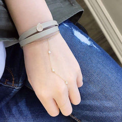 Pave pear shape choker in yellow gold